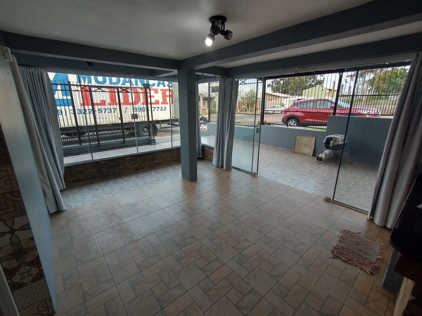 Imagem Sobrado Encantador no Jardim dos Lagos - Conforto, Espaço e Excelente Localização!