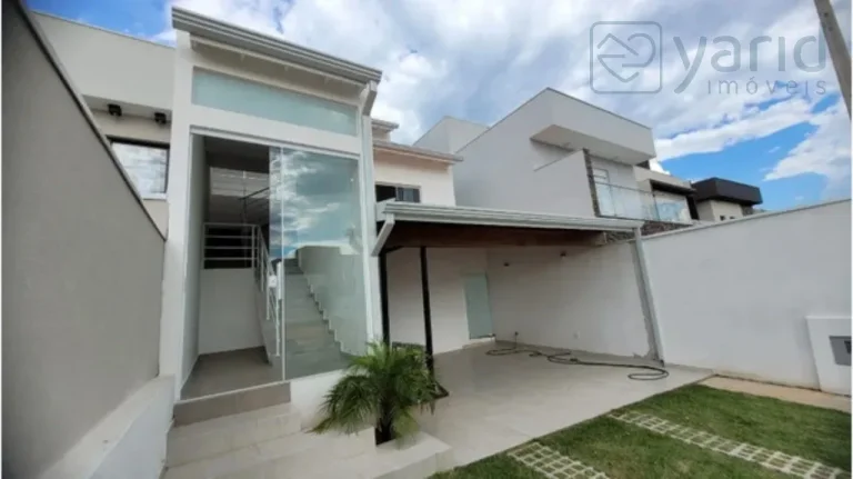 Imagem Casa em Condomínio de Luxo à Venda em Jundiaí-SP, Bairro Condomínio Panorama, 4 Quartos, 2 Suítes, 167m²
