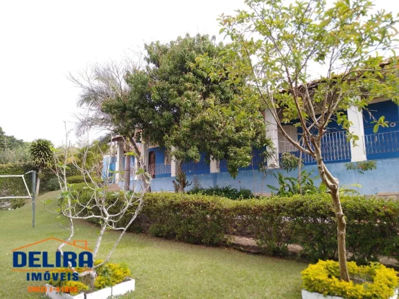 Imagem Linda chácara a venda, bem localizada em terra preta!