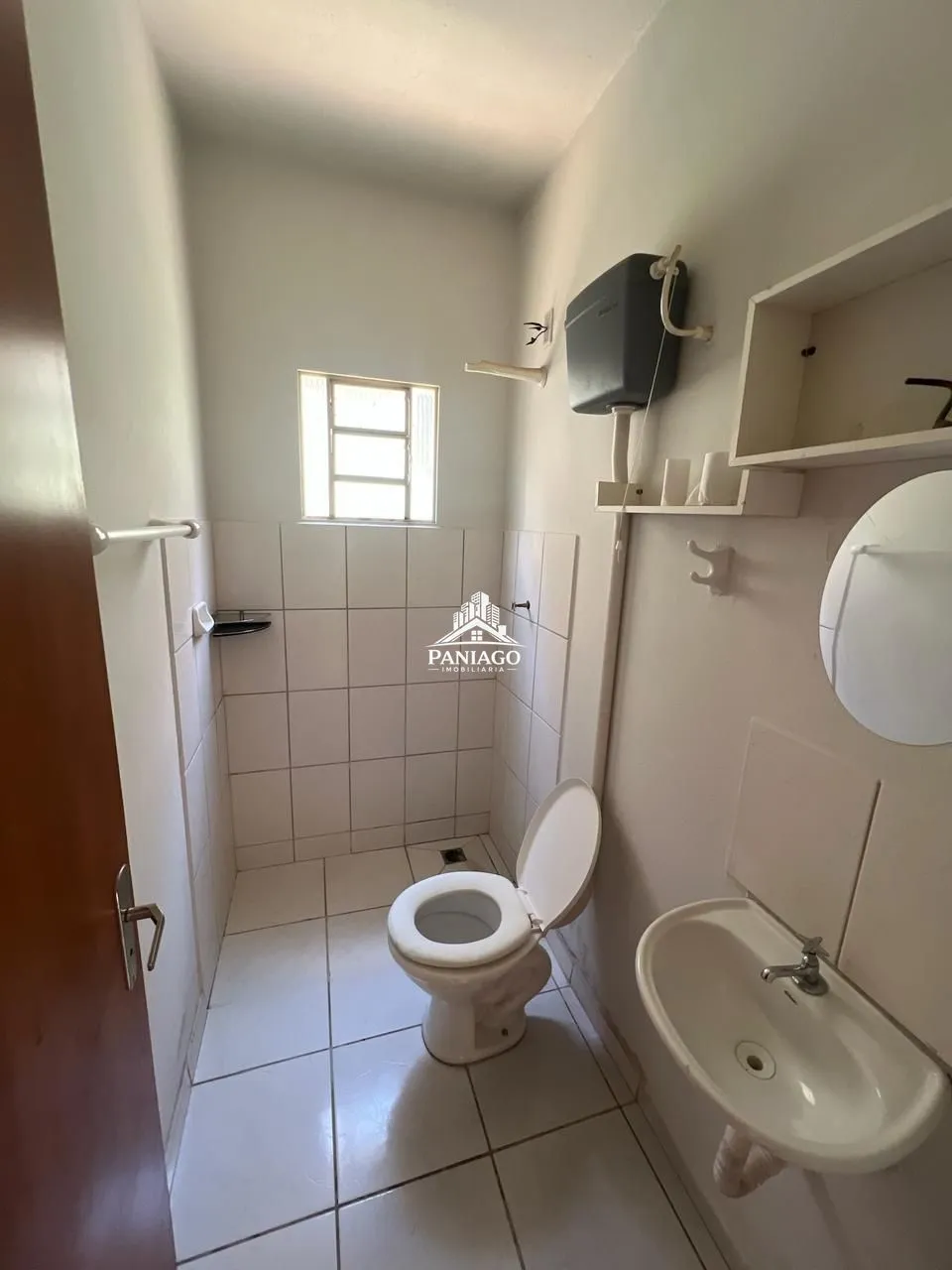 Imagem CASA COM 2 QUARTOS NO BAIRRO NOVO TERCEIRO- AMPLO TERRENO