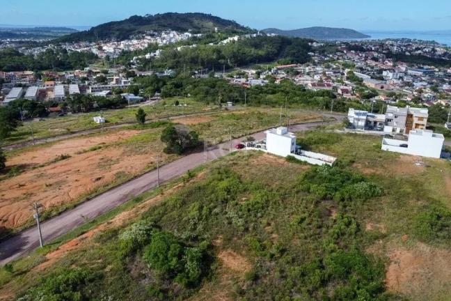 Imagem Terreno/Lote Residencial para venda no bairro Vila Nova em Porto Alegre
