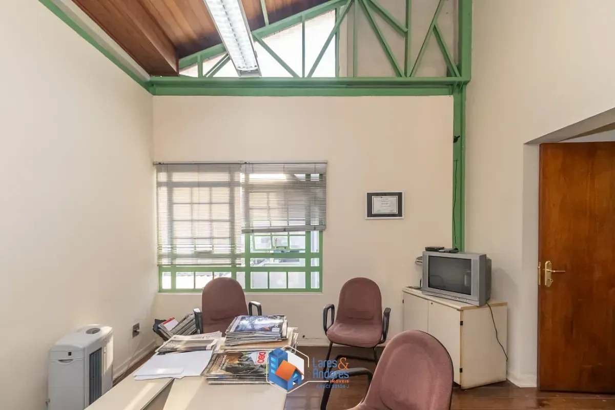 Imagem Casa comercial para venda em Água Branca, 436m²