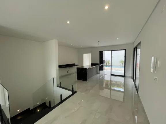 Imagem Casa em Cajamar com 3 Suítes, 4 Vagas e Piscina