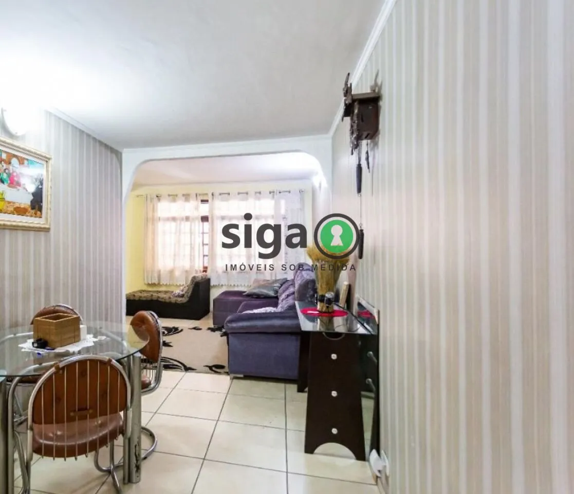 Imagem Casa com 3 Quartos, Suíte, Quintal e 2 Vagas em Região Residencial Tranquila