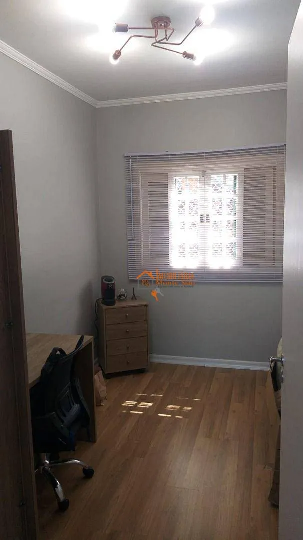 Imagem Casa com 3 dormitórios à venda por R$ 750.000,00 - Vila Rio de Janeiro - Guarulhos/SP