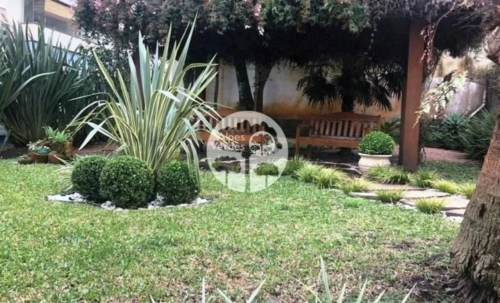 Foto do imóvel Vende-se cobertura comercial em Gramado, no centro da cidade!!