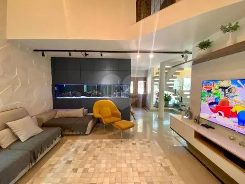Imagem VENDA DE SOBRADO NO JARDIM VIRGINIA BIANCA, EM SÃO PAULO/SP, 293m² com 3 suítes, sala com lareira, churrasqueira, piscina e 06 vagas. CONSULTE-NOS.