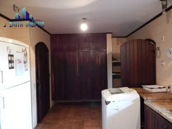 Imagem CASA ESTILO GRANJEIRO, NO CORAÇÃO DA GRANJA VIANA. TERRENO GIGANTE