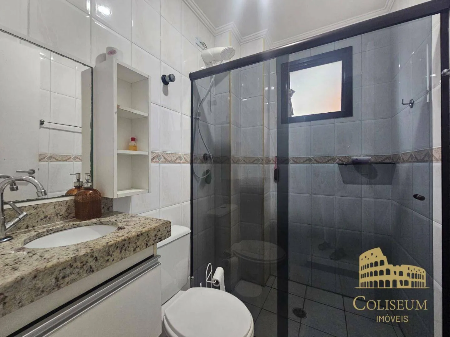 Imagem Apartamento com 2 dormitórios à venda, 75 m² por R$ 480.000,00 - Vila Assunção - Praia Grande/SP