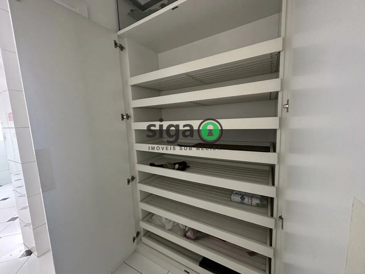 Imagem Apartamento na Vila Andrade, 4 quartos, 2 suítes, 200m², São Paulo - Ed.: MAISON CHAMPENOIS