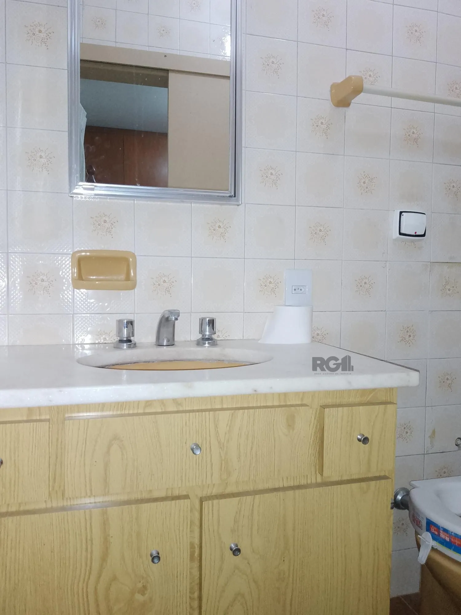 Imagem Casa 4 dormitórios, terreno com 1639m² à venda no Morro Santana