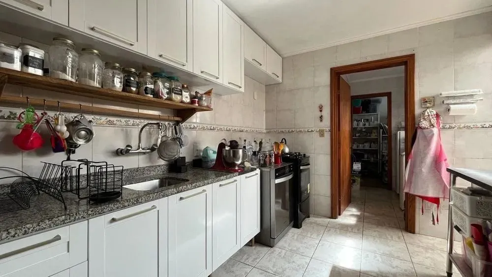 Imagem Casa para Venda - 176m², 3 dormitórios, sendo 1 suites, 4 vagas - Jardim Isabel