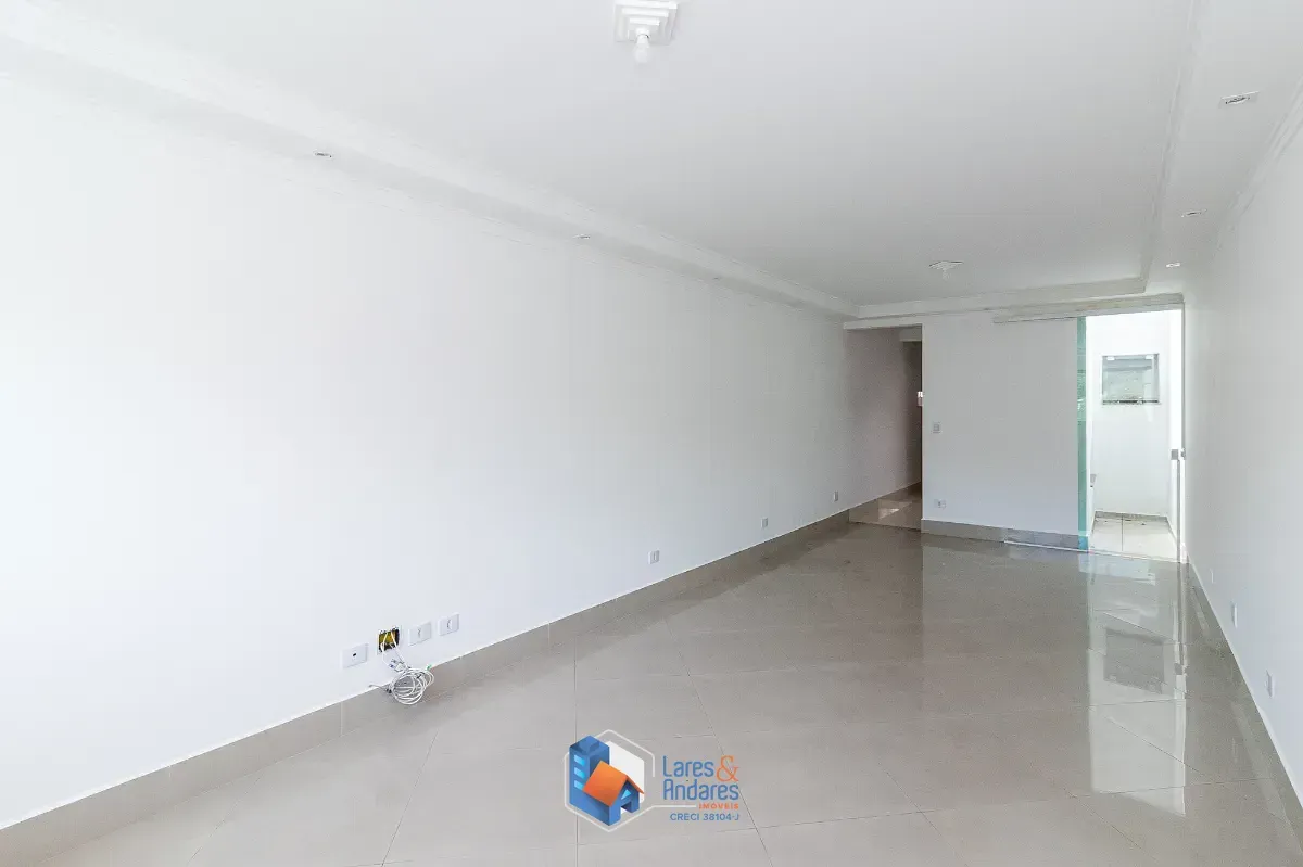 Imagem Sobrado para venda em Parque São Domingos com 3 quartos, sendo 3 suítes, 102m²