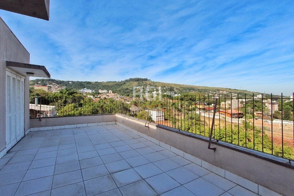 Imagem Cobertura para Venda - 177.81m², 3 dormitórios, sendo 1 suites, 1 vaga - Teresópolis