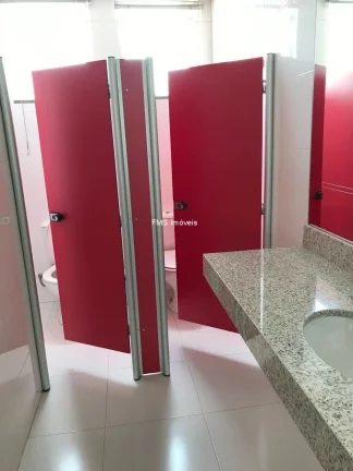Imagem Prédio comercial com 619m² em Mirandópolis - SP.