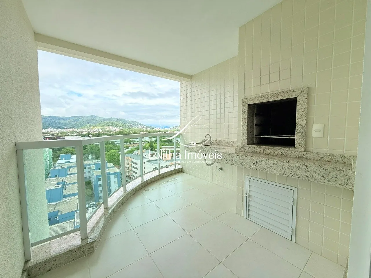 Imagem Cobertura Duplex com 3 suítes e 4 vagas para aluguel- Itacorubi, Florianópolis/SC