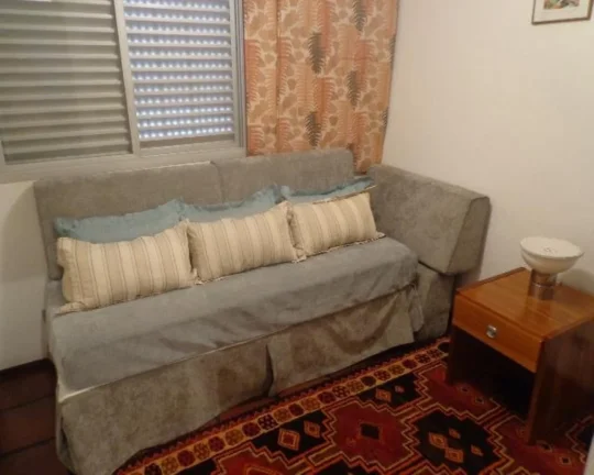 Imagem Apartamento reformado nas Pitangueiras aceita permuta: 3 quartos, 1 suíte, 3 banheiros, 130m² de área.