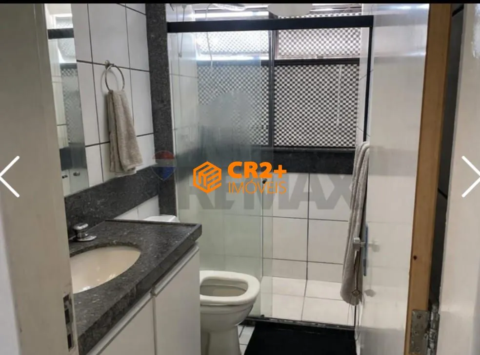 Imagem Vendo Flat 42 m2, 01 quarto, 01 vaga de garagem em Boa Viagem.