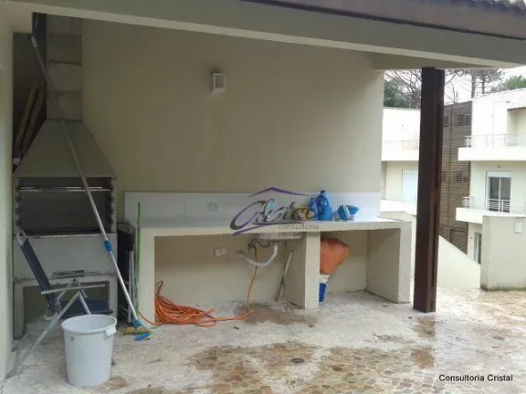 Imagem Excelente casa no miolo da Granja Viana!