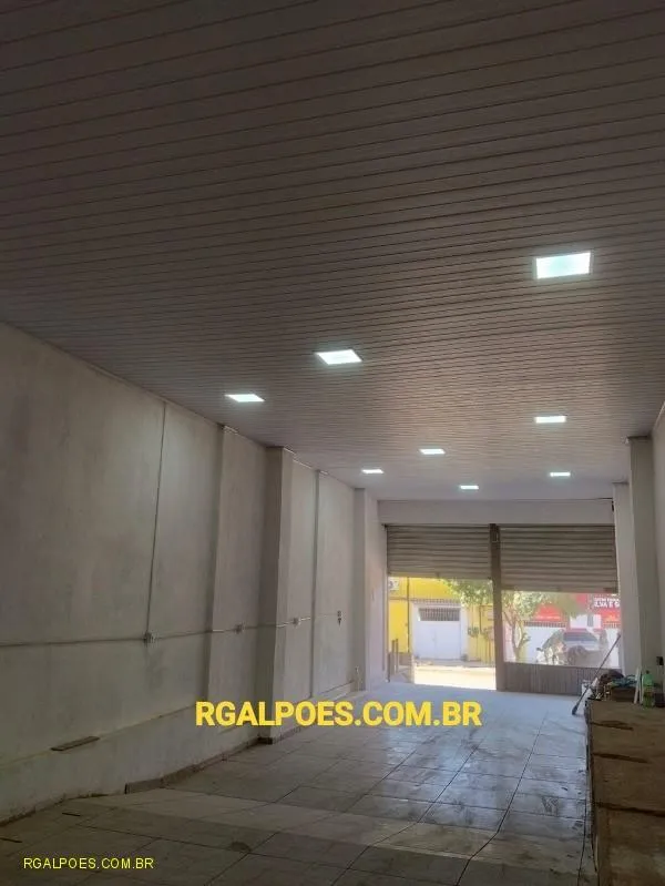 Imagem Galpão para Locação em BELFORD ROXO, Parque São José, 1 banheiro