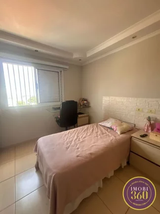 Imagem Sobrado com 03 dormitórios uma suíte com 05 vaga na VILA MATIlDE