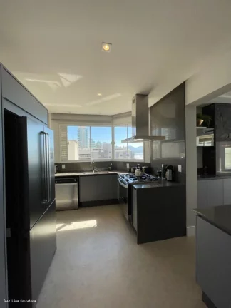 Imagem Apartamento Frente Mar para Venda em Itapema, meia praia, 4 dormitórios, 4 suítes, 5 banheiros, 3 vagas