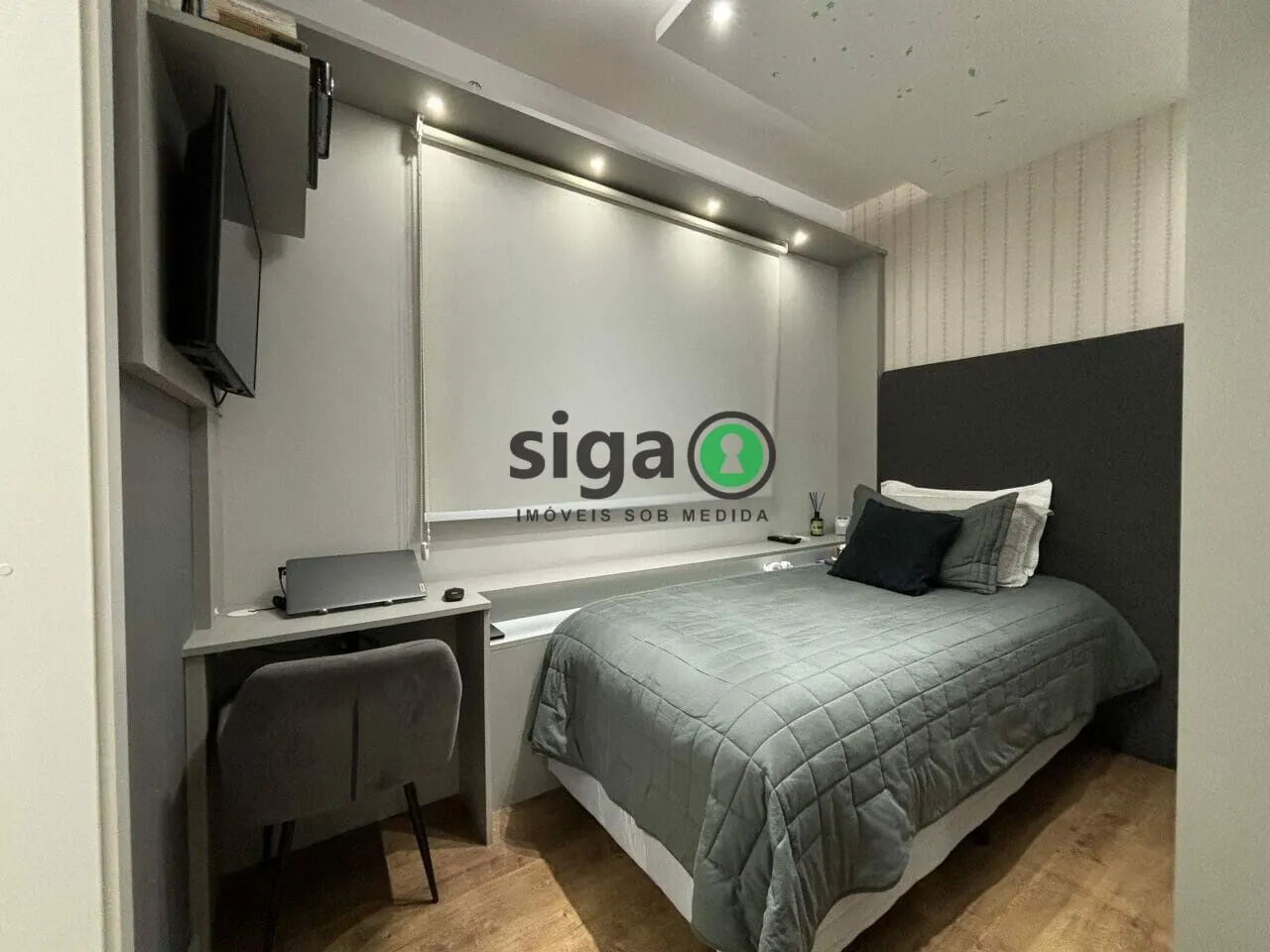 Imagem Apartamento no Campo Belo - 3 Suítes, 147 m², Mobiliado e com Acabamentos de Alto Padrão