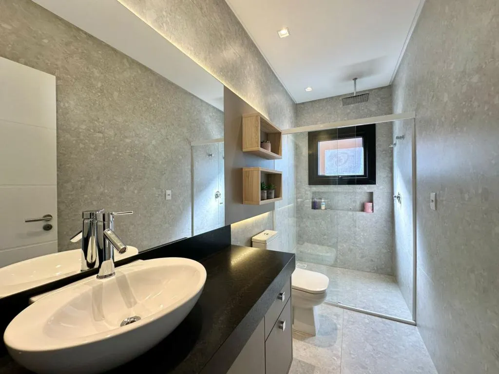 Imagem Casa em Condominio 4 Dormitórios - Bairro Capão Novo