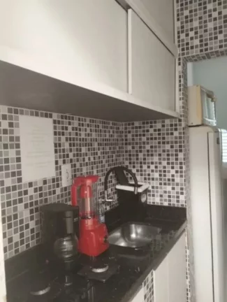 KITINET À VENDA NA OCIAN!!!