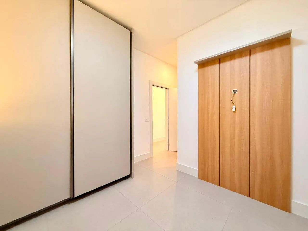 Imagem Apartamento à venda com 124.1m2 por R$ 2.450.000,00