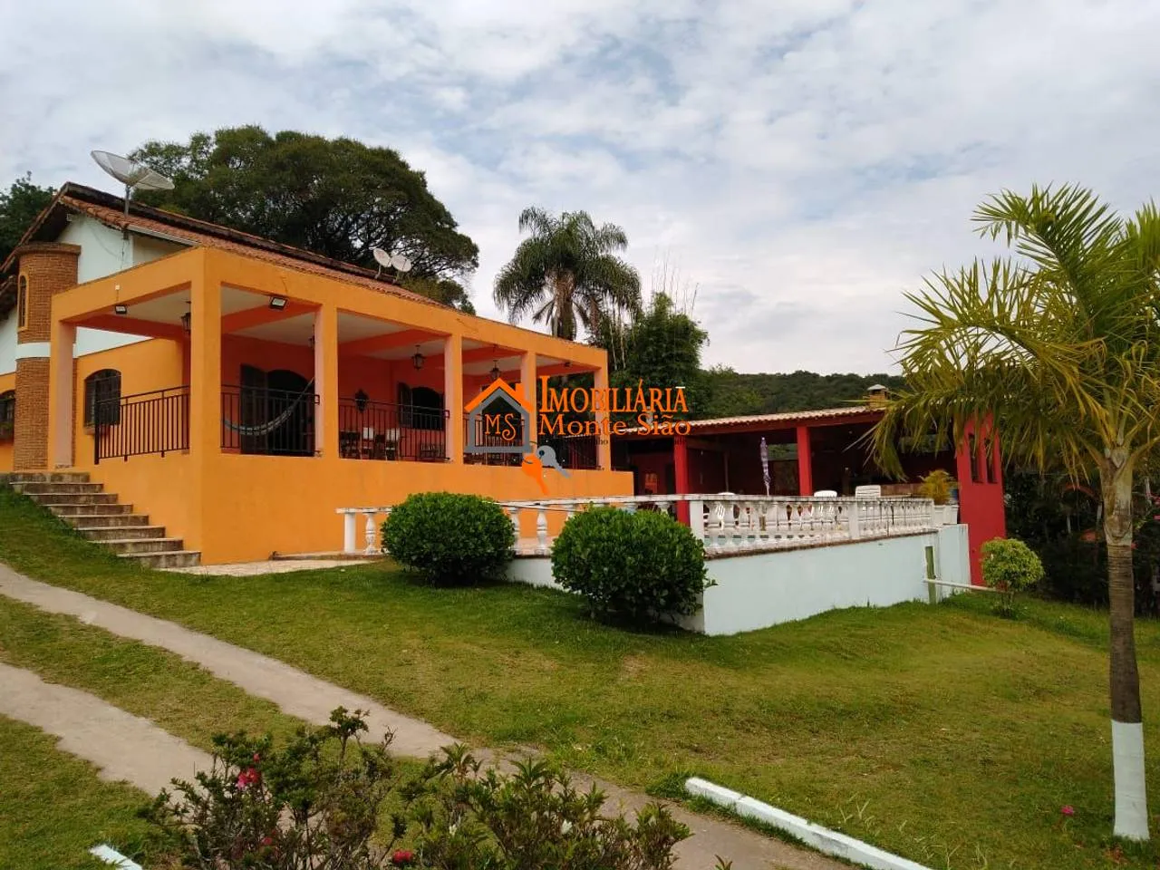 Foto do imóvel Chácara com 4 dormitórios, 2000 m² - venda por R$ 850.000,00 ou aluguel por R$ 4.200,00/mês - Mato Dentro - Mairiporã/SP