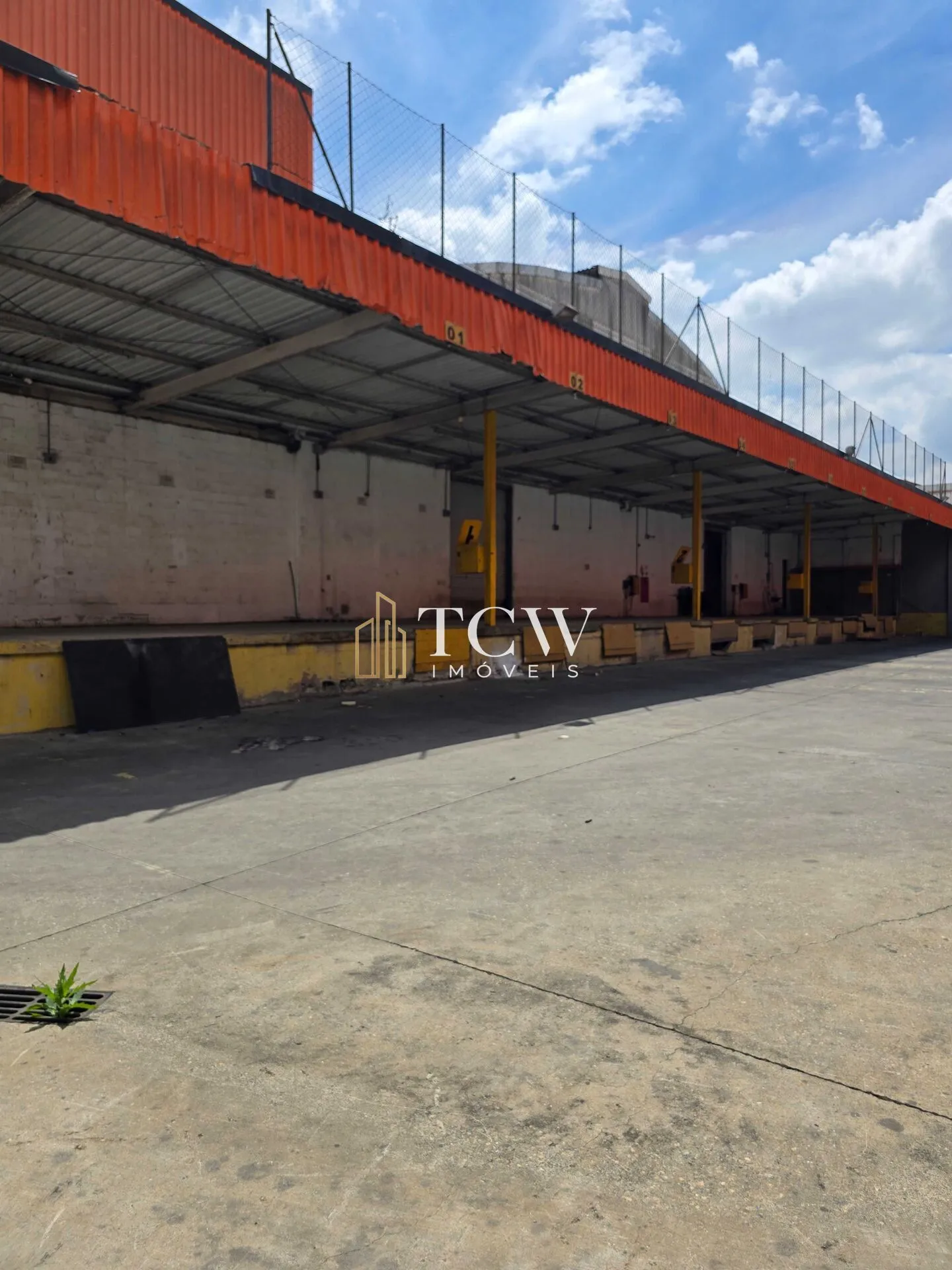 Imagem Galpão Logístico para Locação em Guarulhos | 6.500 m² | Próximo à Rodovia Presidente Dutra e Ayrton Senna