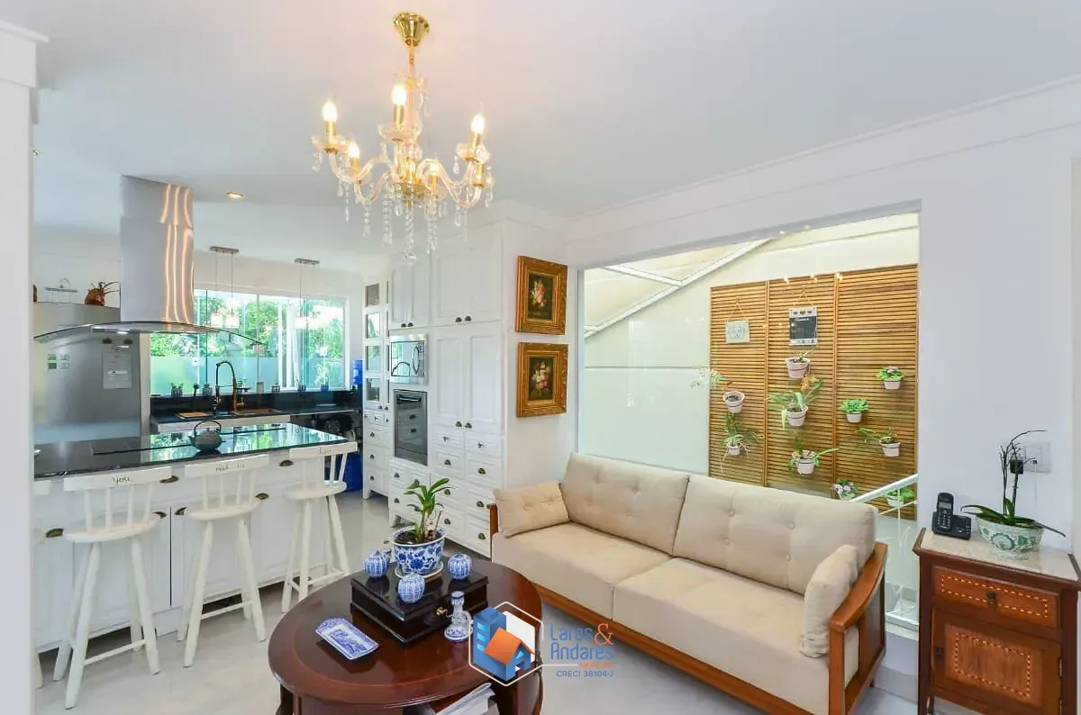 Imagem Casa em condomínio para venda em Brooklin com 4 quartos, sendo 4 suítes, 270.53m²