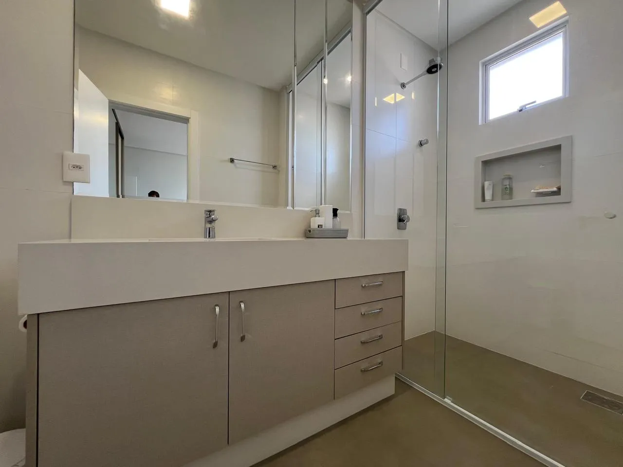 Imagem Apartamento com vista para o mar à venda com 306m2 por R$ 7.500.000,00