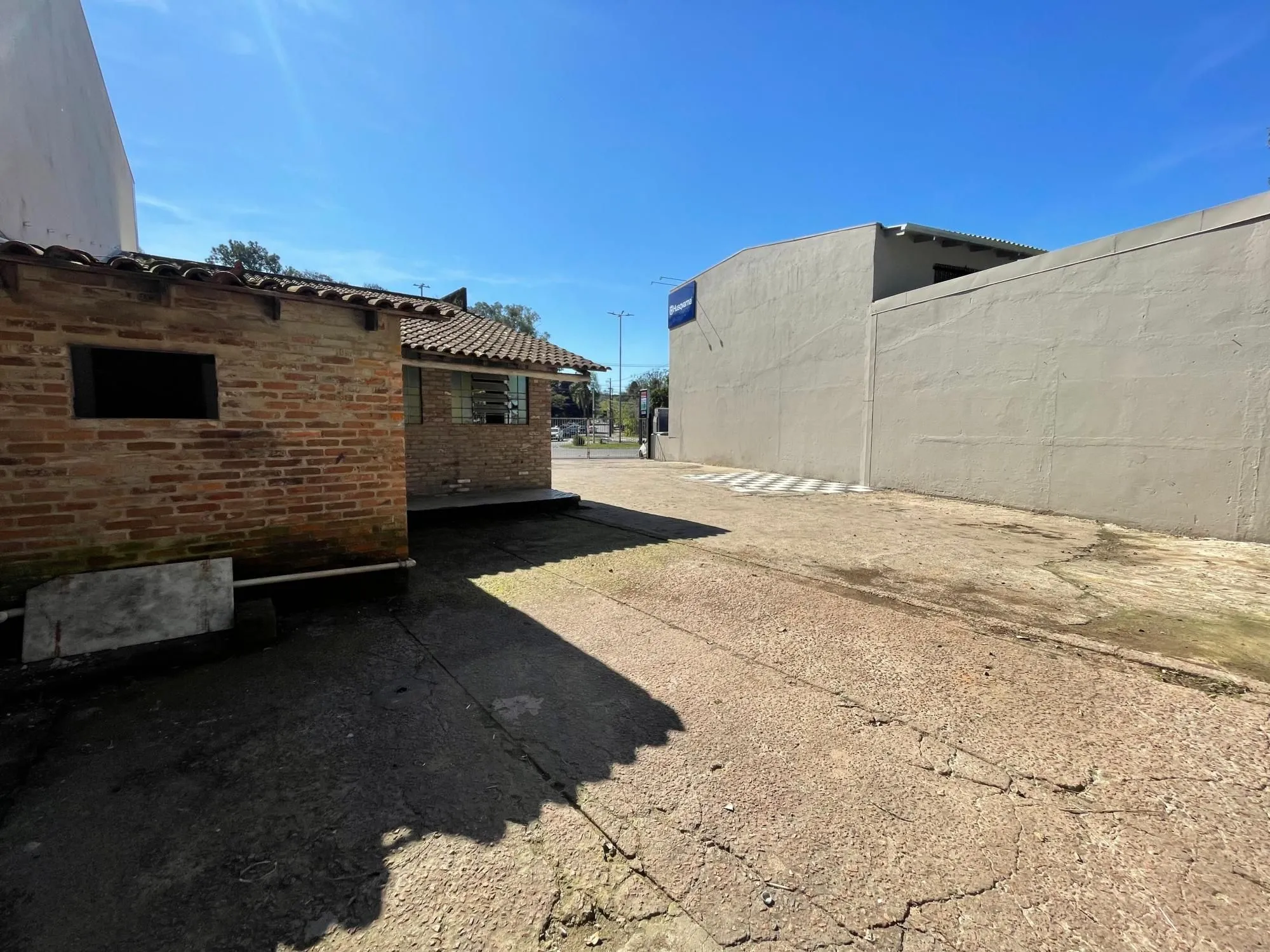 Imagem Dois terrenos lado a lado em localização estratégica de Ipanema - Porto Alegre Área total: 552 m²
