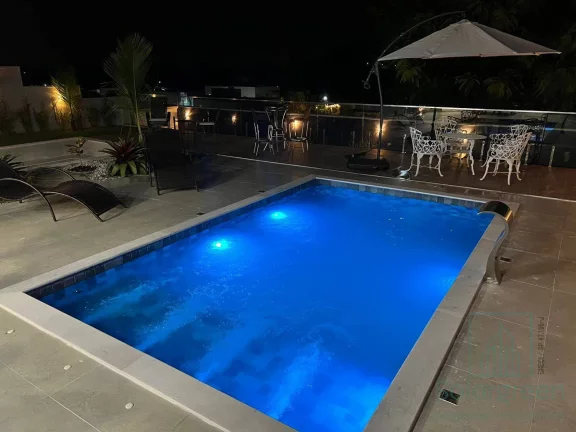 Imagem Casa de Condomínio com 600m² com 3 suites e Área gourmet