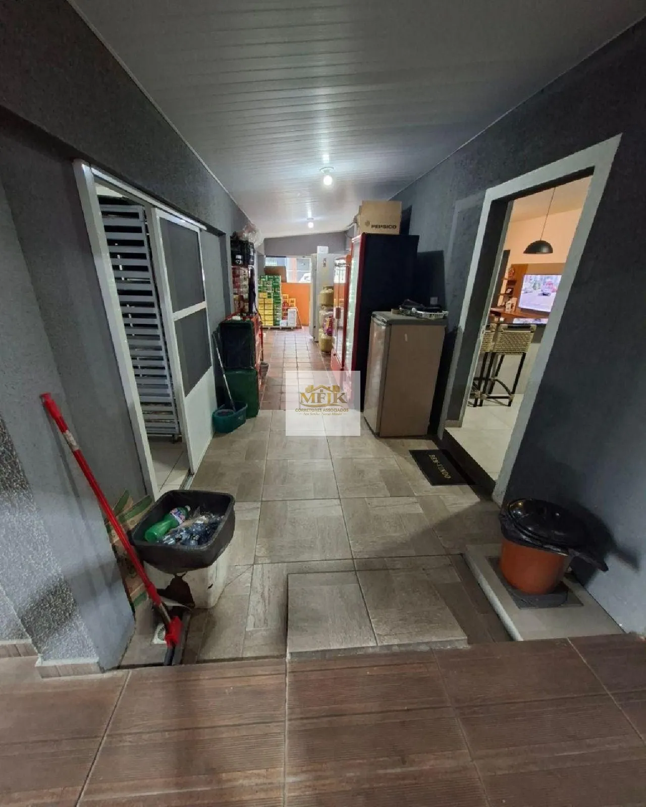 Imagem Comercial e Residencial com 260 m² a venda em Santa Terezinha