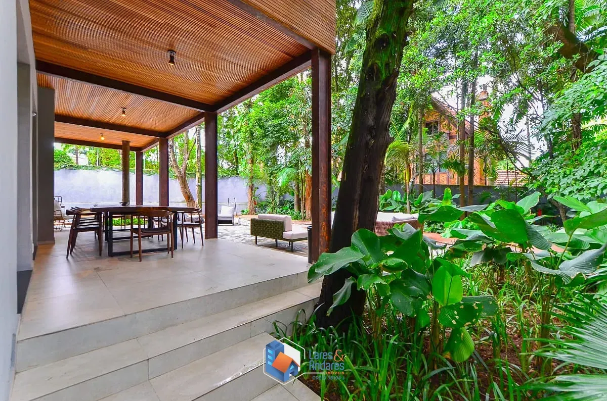 Imagem Casa para venda em Jardim América com 4 quartos, sendo 4 suítes, 1,117m²