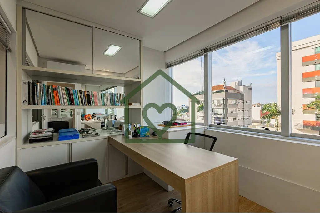 Imagem Excelente oportunidade para investidores: sala comercial já locada, com retorno garantido! 
 
Local...