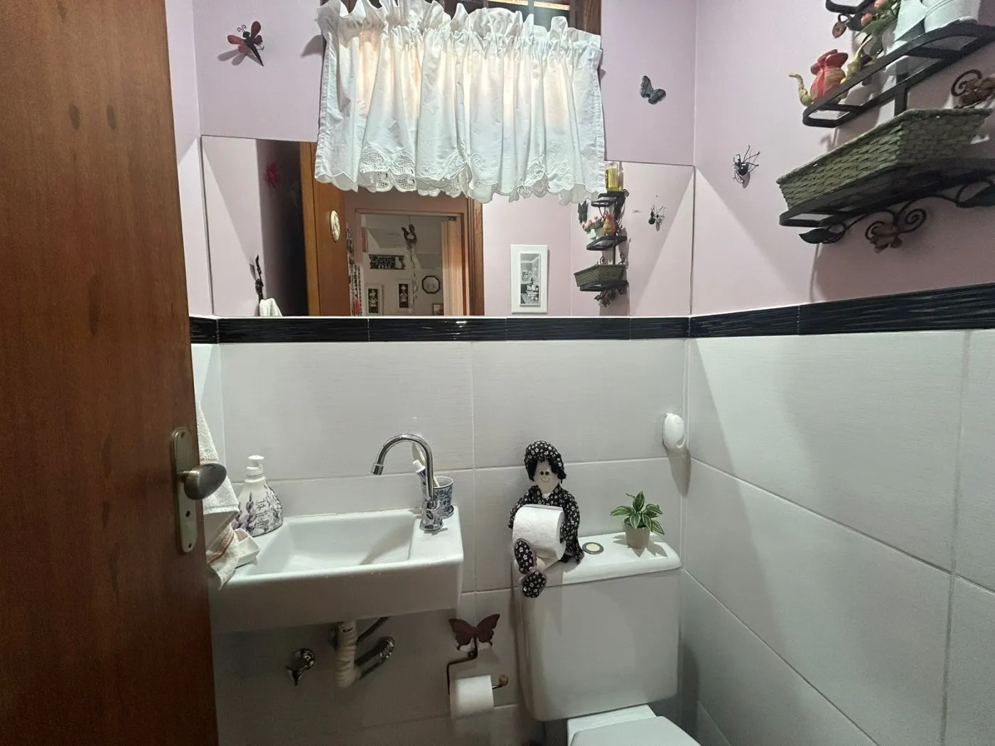 Imagem Casa em Condomínio para Venda em Teresópolis / RJ no bairro Carlos Guinle