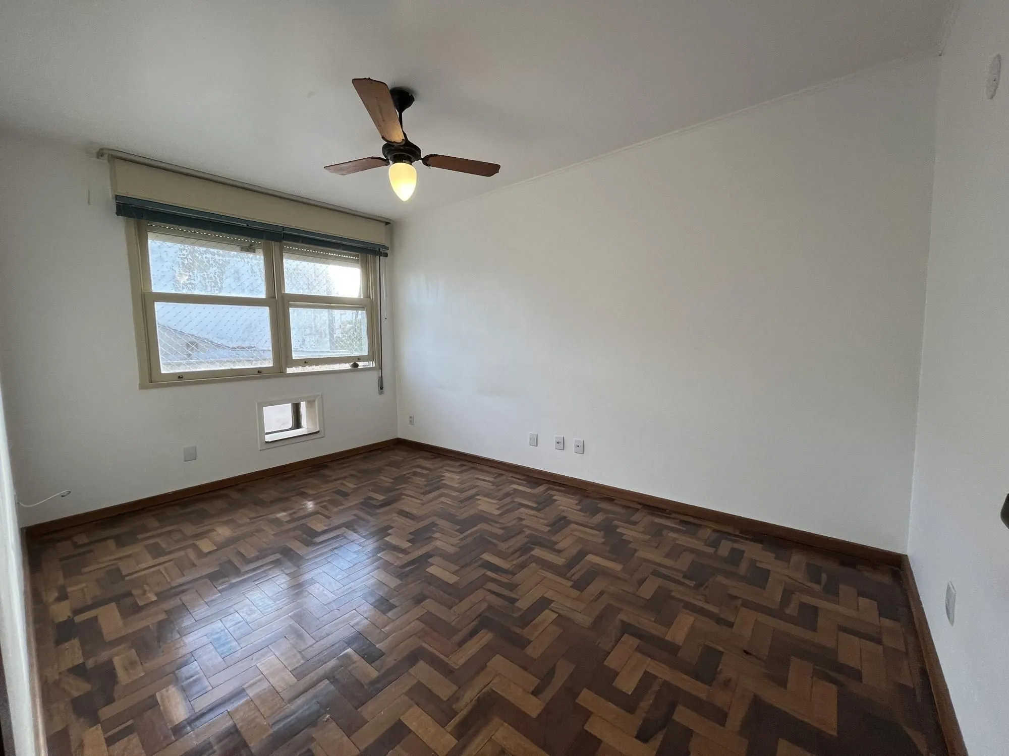 Imagem Apartamento de 2 quartos, opção 3º quarto ou gabinete e 1 vaga de garagem