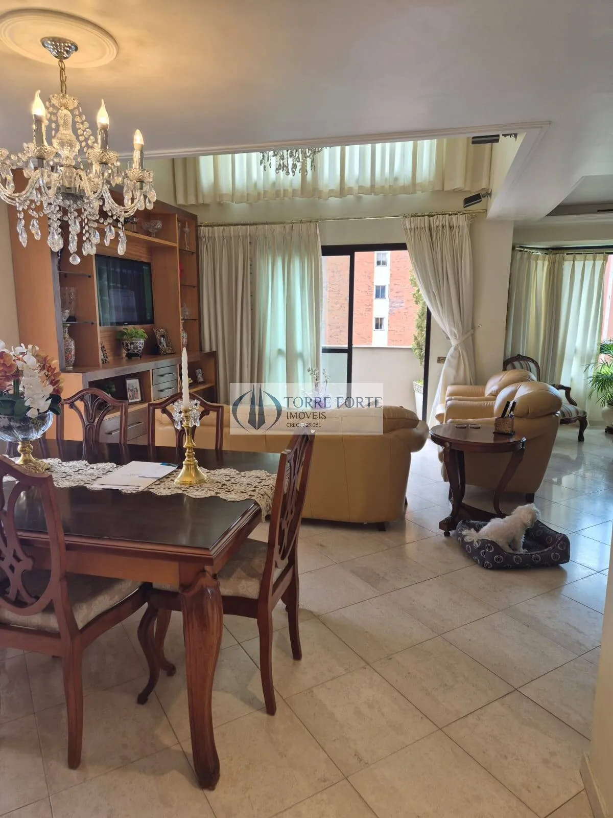 Imagem Ótimo apartamento, 184 m² 4 dormitórios sendo 3 suítes 3 vagas de garagem