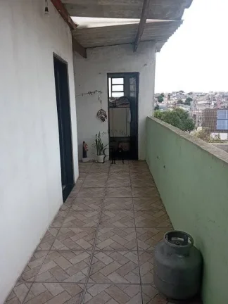 Imagem Casa à venda no bairro Jardim Egle
Imóvel amplo, ideal para moradia ou investimento, com terreno g...