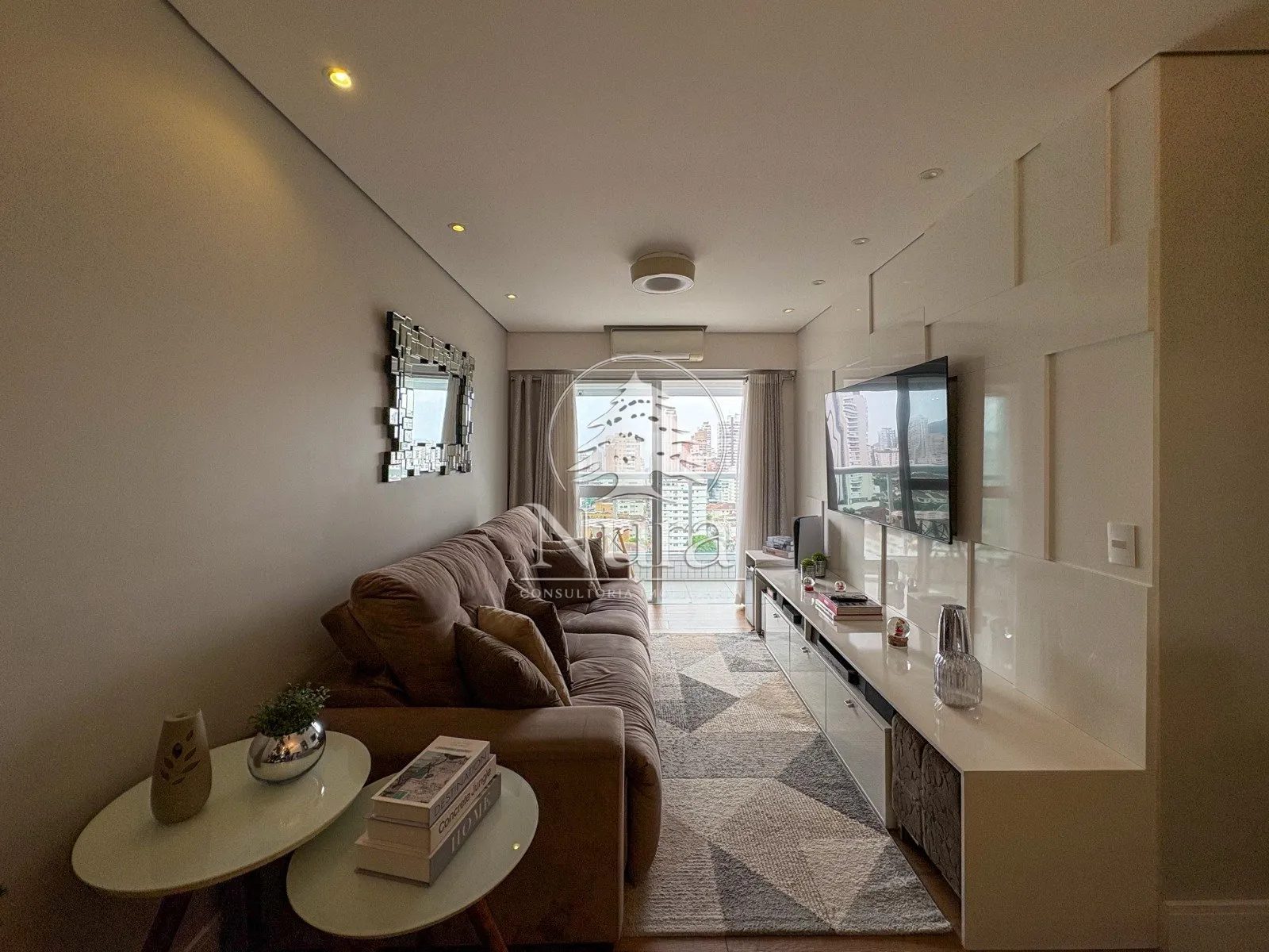 Imagem Apartamento de 2 quartos, 76m² no bairro Embaré, em Santos