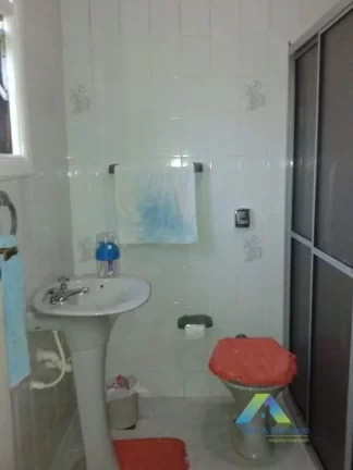Imagem SANTO ANDRÉ Sobrado 180M² 3 suítes, 2 vagas com ótimo valor e localização !!!