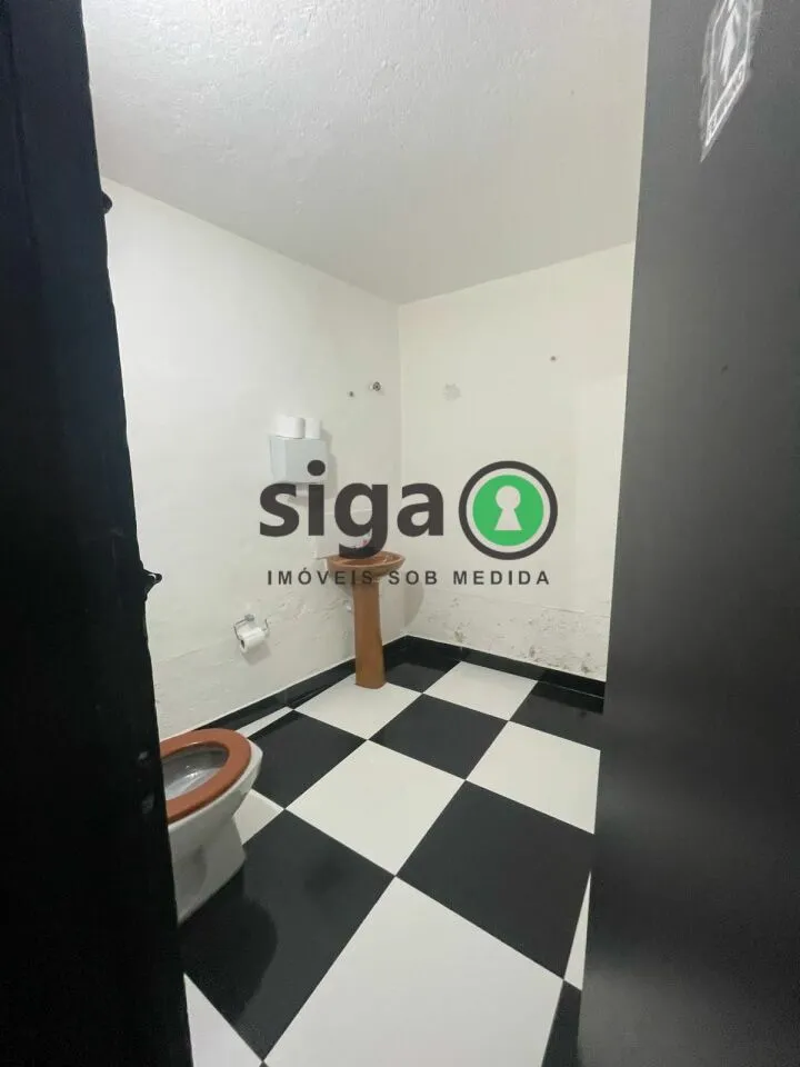 Imagem Galpão/Depósito/Armazém e 4 banheiros à Venda, 830 m²