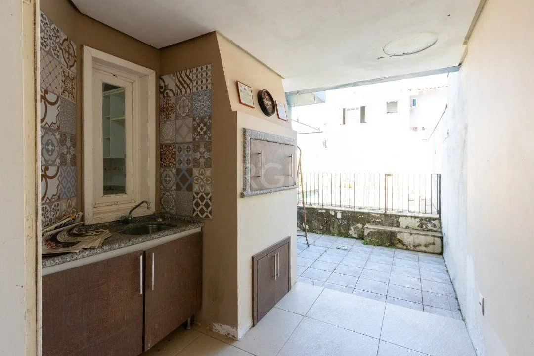 Imagem Casa para Venda - 205.81m², 3 dormitórios, sendo 1 suites, 2 vagas - Ipanema