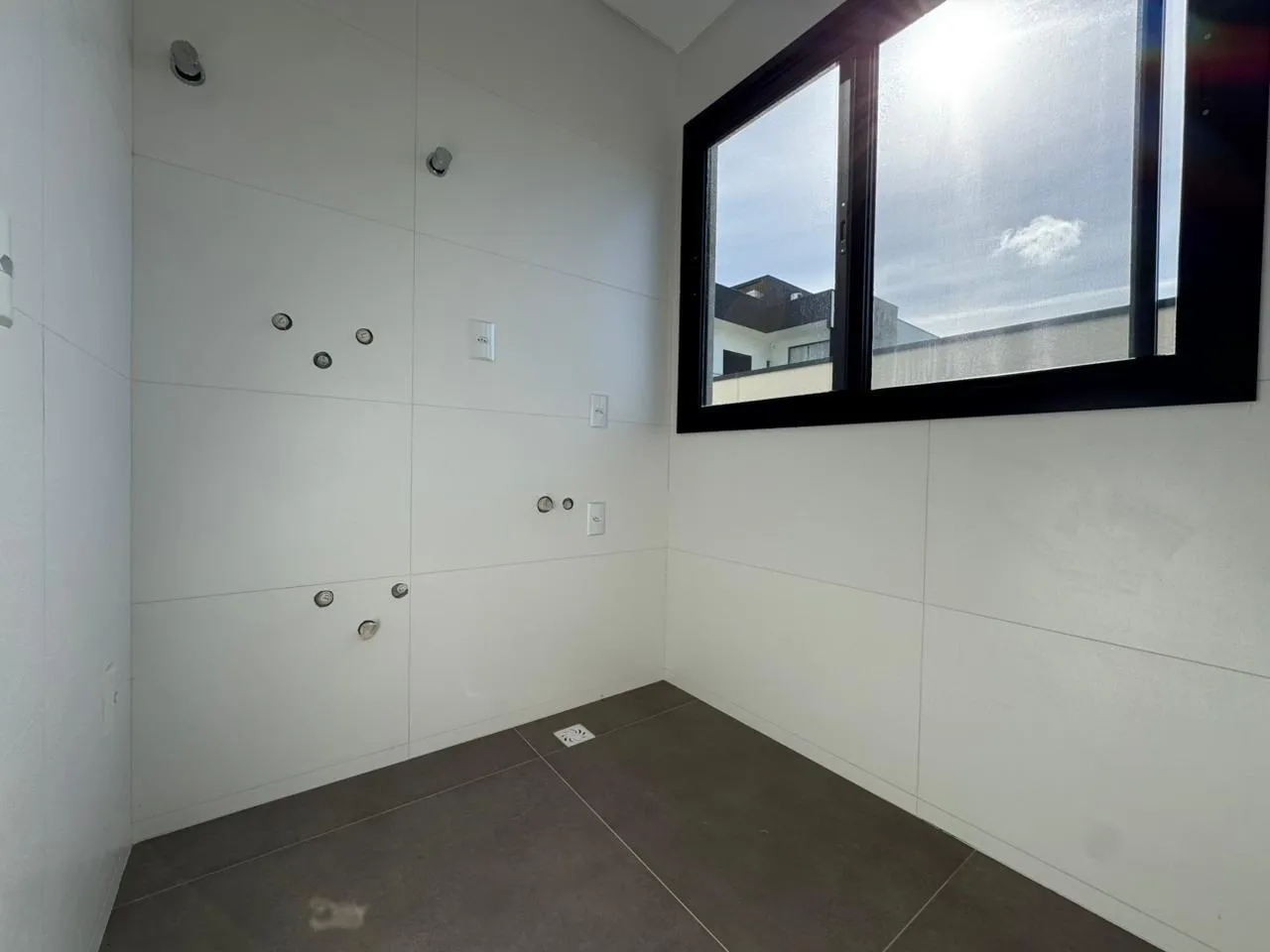Imagem Casa à venda com 265m2 por R$ 3.165.000,00