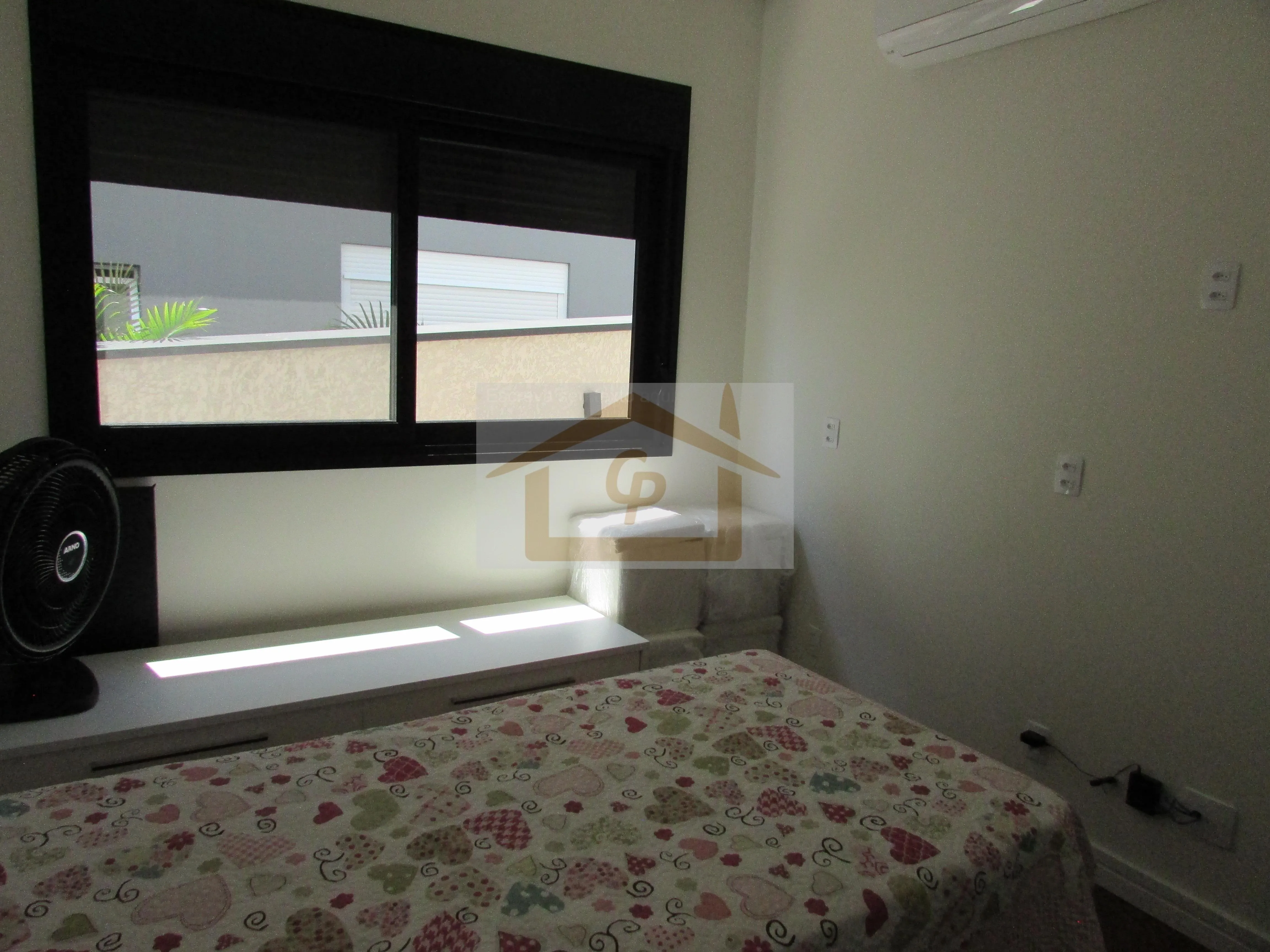 Imagem Casa Moderna e Clean - 4 dormitórios, 2 suítes, ampla e arejada * Granja Viana