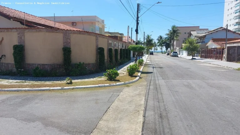 Imagem Casa para Venda em Praia Grande, Flórida, 3 dormitórios, 1 suíte, 2 banheiros, 2 vagas